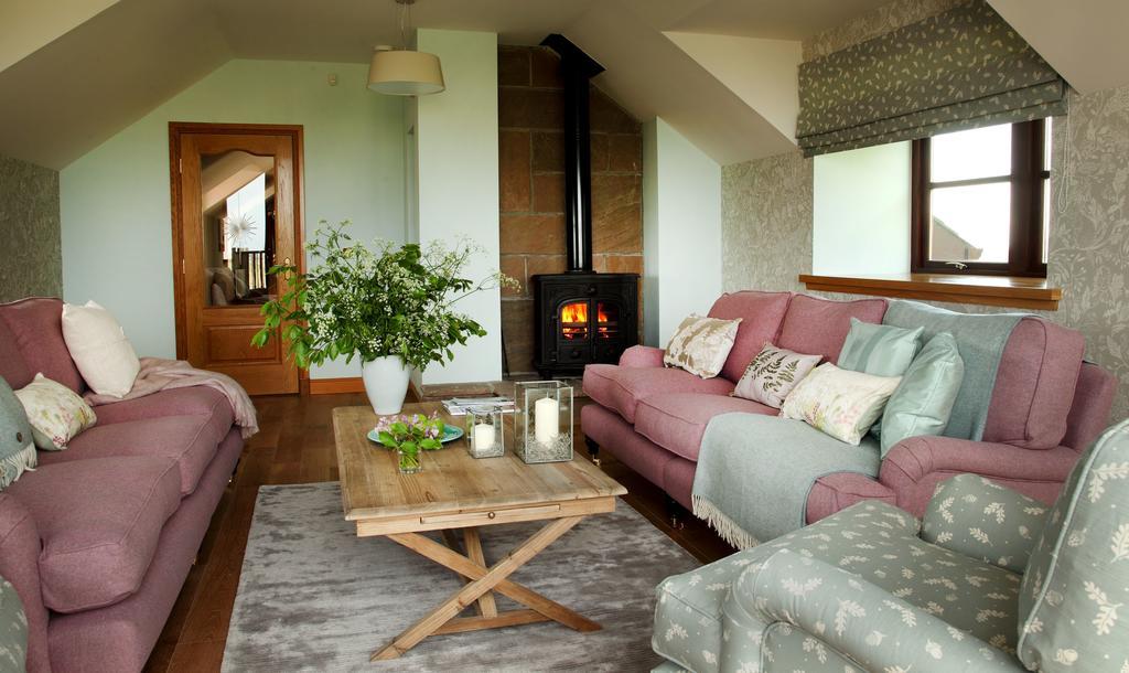 Hawkswood House And The Roundel Peat Inn Room photo