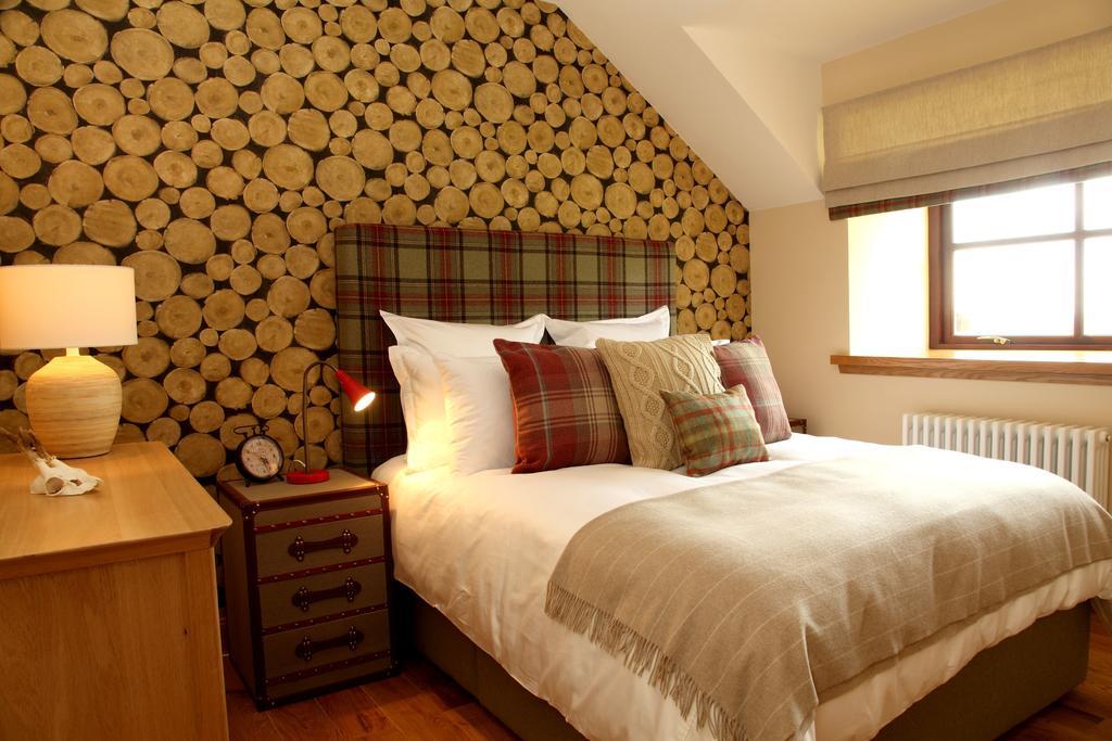 Hawkswood House And The Roundel Peat Inn Room photo