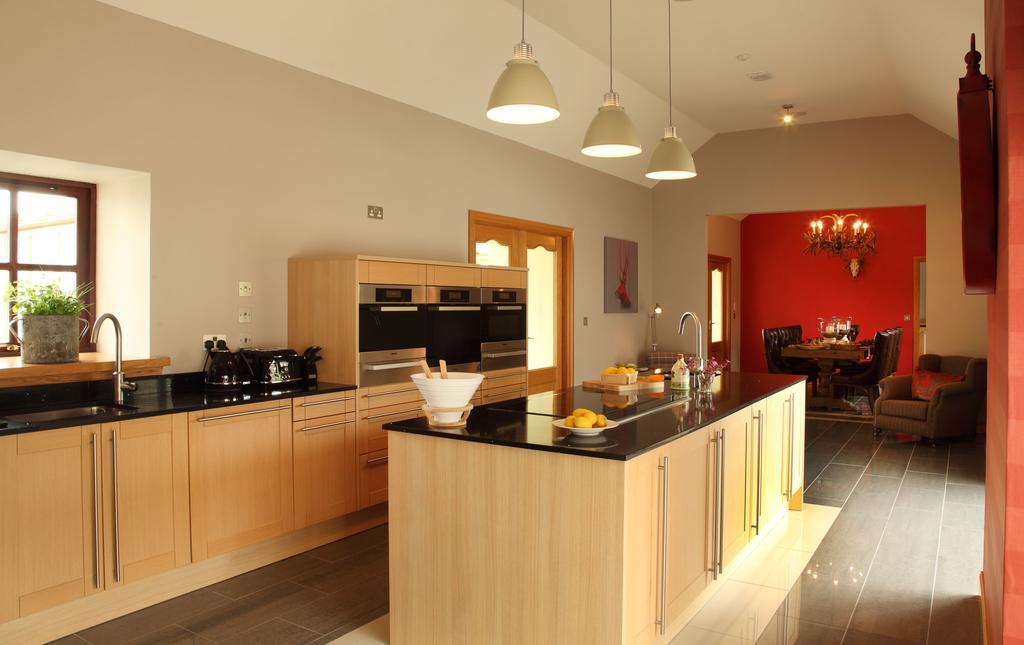 Hawkswood House And The Roundel Peat Inn Room photo